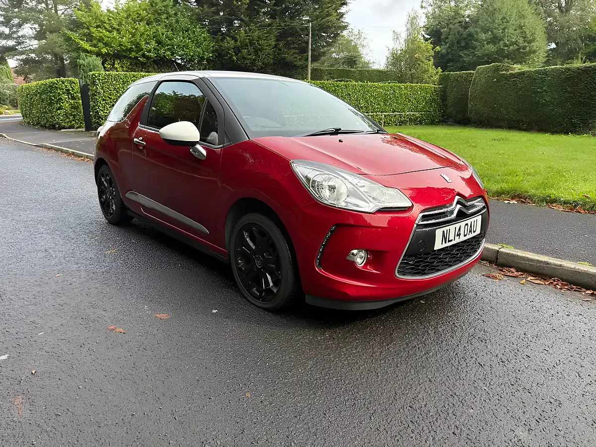 Used 2014 Citroen DS3 Design By Benefit Red - Front View