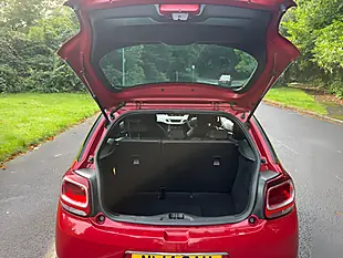 Used 2014 Citroen DS3 Design By Benefit Red - Interior and Exterior details 7