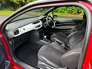 Used 2014 Citroen DS3 Design By Benefit Red - Interior and Exterior details 9