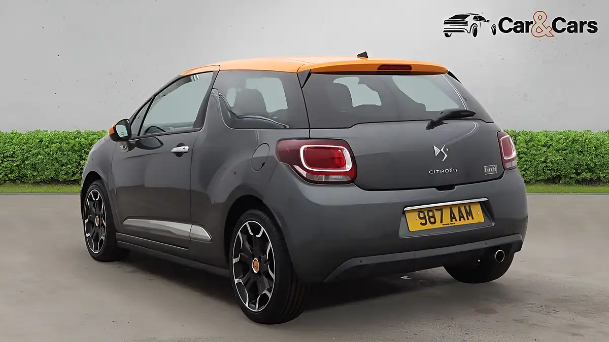 Used 2014 Citroen DS3 Dstyle By Benefit Grey - Interior and Exterior details 3