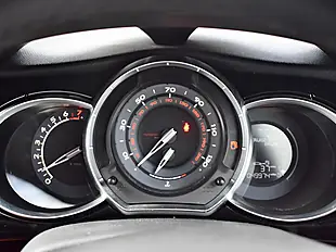 Used 2014 Citroen DS3 Dstyle Plus Blue - Interior and Exterior details 10