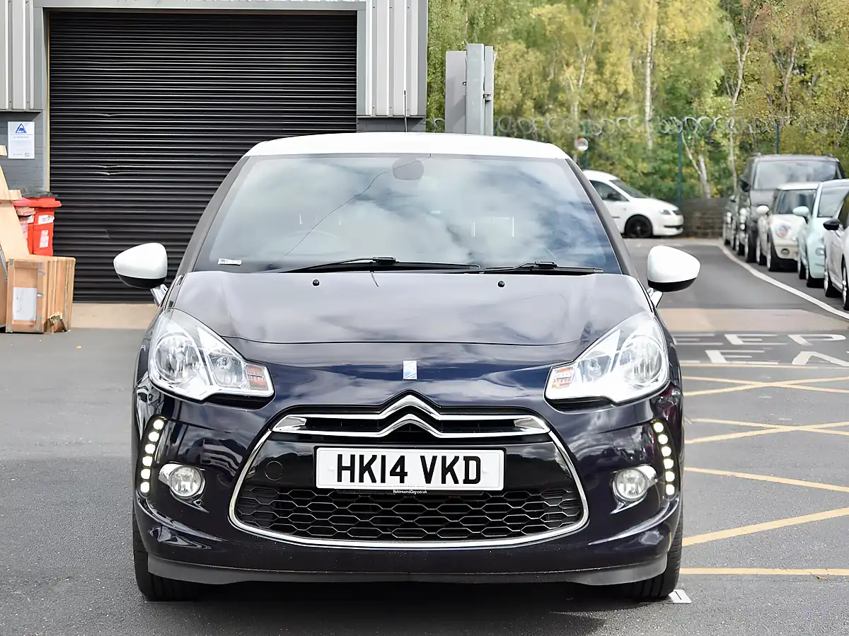 Used 2014 Citroen DS3 Dstyle Plus Blue - Interior and Exterior details 2