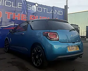 Used 2014 Citroen DS3 Dstyle Plus Blue - Interior and Exterior details 13