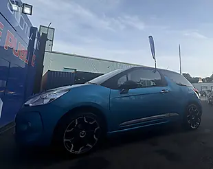 Used 2014 Citroen DS3 Dstyle Plus Blue - Interior and Exterior details 14