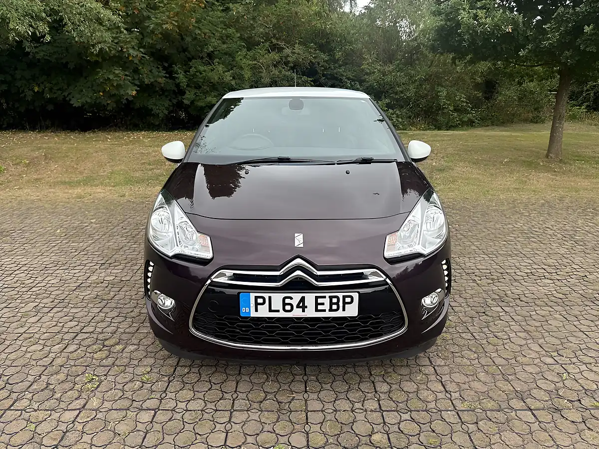 Used 2014 Citroen DS3 Dstyle Plus Purple - Interior and Exterior details 2