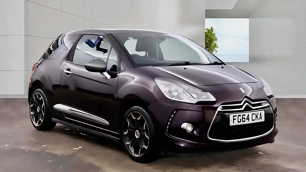 Used 2014 Citroen DS3 Dstyle Plus Purple - Front View