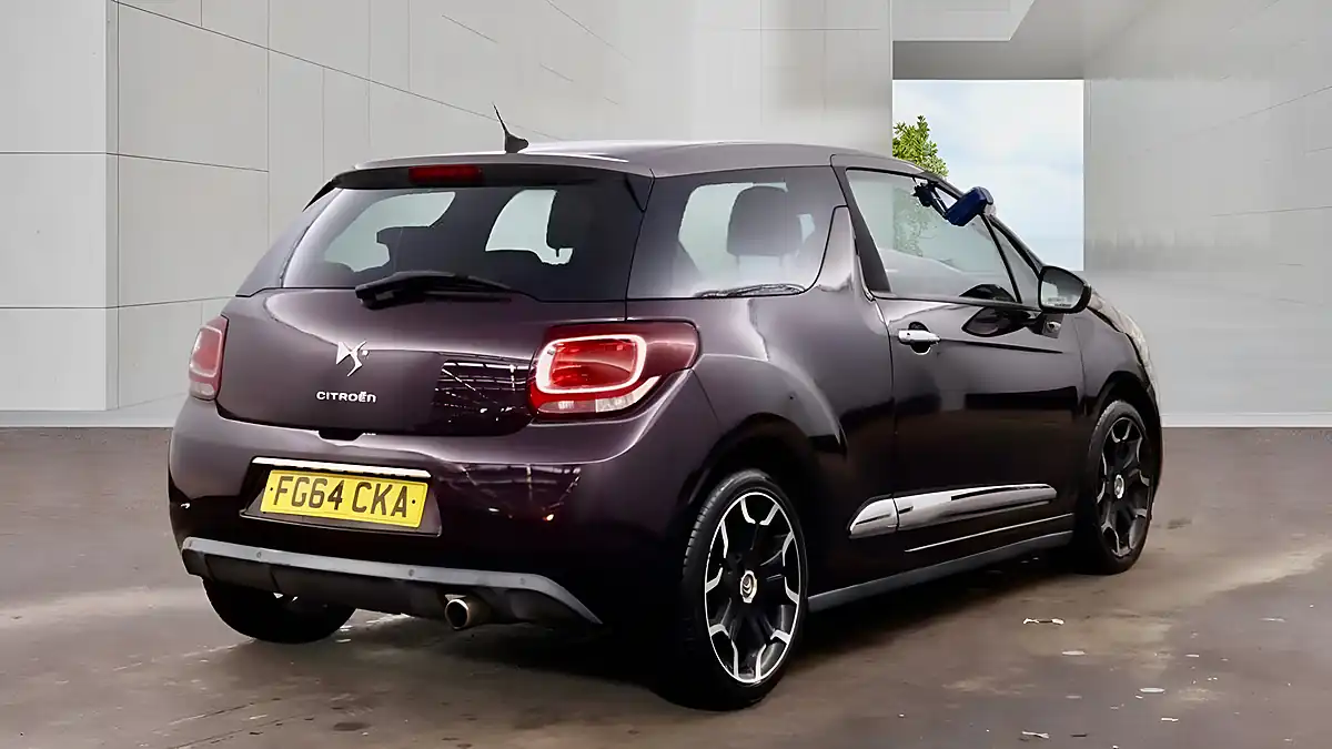 Used 2014 Citroen DS3 Dstyle Plus Purple - Interior and Exterior details 8