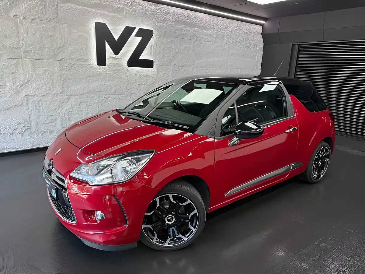 Used 2014 Citroen DS3 Dstyle Plus Red - Front View