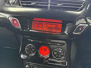Used 2014 Citroen DS3 Dstyle Plus Red - Interior and Exterior details 18