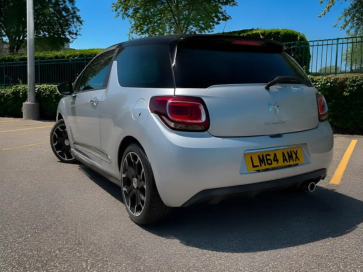 Used 2014 Citroen DS3 Dstyle Plus Silver - Interior and Exterior details 2