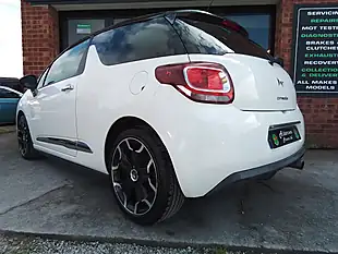 Used 2014 Citroen DS3 Dstyle Plus White - Interior and Exterior details 13