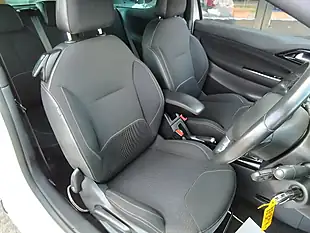 Used 2014 Citroen DS3 Dstyle Plus White - Interior and Exterior details 18