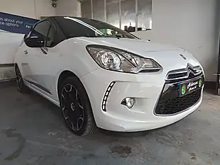 Used 2014 Citroen DS3 Dstyle Plus White - Interior and Exterior details 2