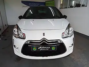 Used 2014 Citroen DS3 Dstyle Plus White - Interior and Exterior details 5