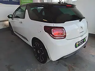 Used 2014 Citroen DS3 Dstyle Plus White - Interior and Exterior details 7