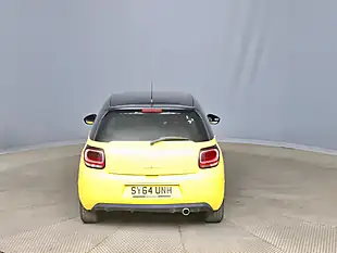 Used 2014 Citroen DS3 Dstyle Plus Yellow - Interior and Exterior details 5