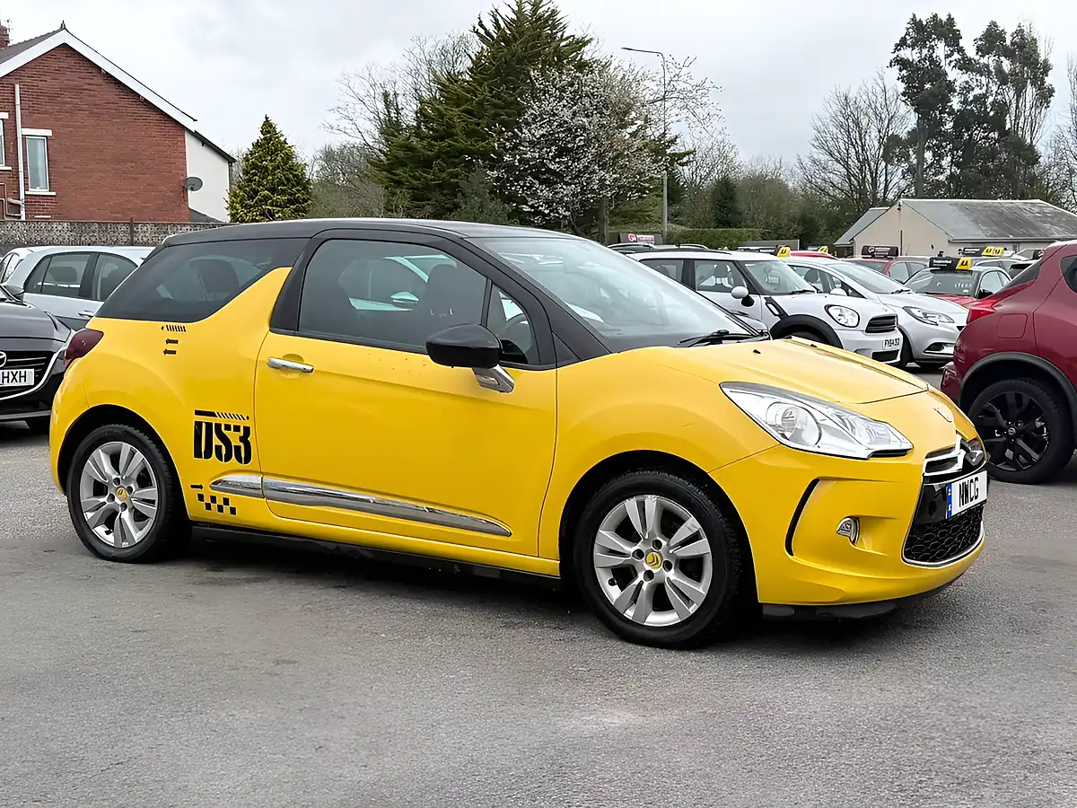 Used 2014 Citroen DS3 Dstyle Yellow - Interior and Exterior details 2