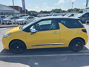 Used 2014 Citroen DS3 Yellow - Interior and Exterior details 4