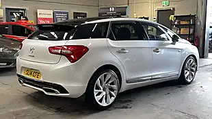 Used 2014 Citroen DS5 Airdream Dsport White - Interior and Exterior details 5