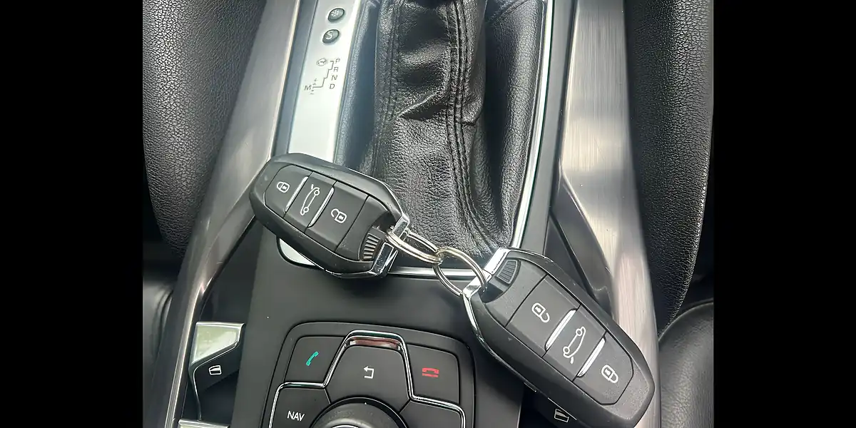 Used 2014 Citroen DS5 Dstyle Grey - Interior and Exterior details 12