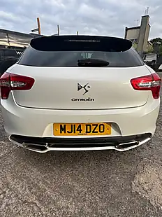 Used 2014 Citroen DS5 Dstyle White - Interior and Exterior details 11