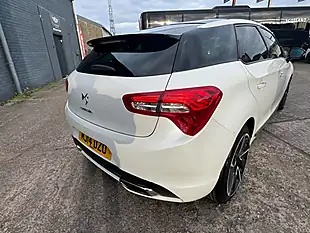 Used 2014 Citroen DS5 Dstyle White - Interior and Exterior details 12