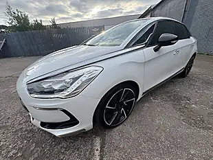 Used 2014 Citroen DS5 Dstyle White - Interior and Exterior details 17