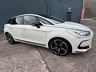 Used 2014 Citroen DS5 Dstyle White - Interior and Exterior details 5