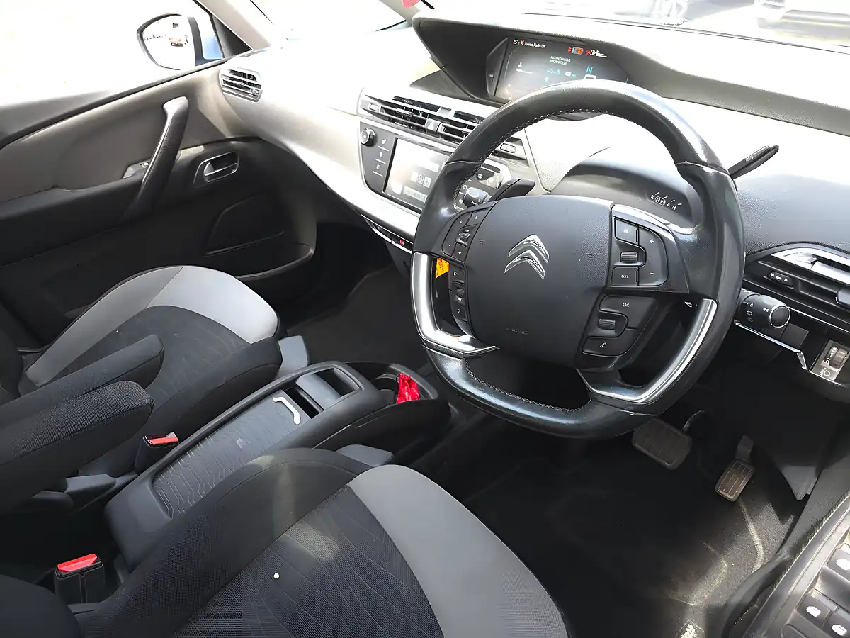 Used 2014 Citroen Grand C4 Picasso Airdream Exclusive Etg6 Blue - Interior and Exterior details 12