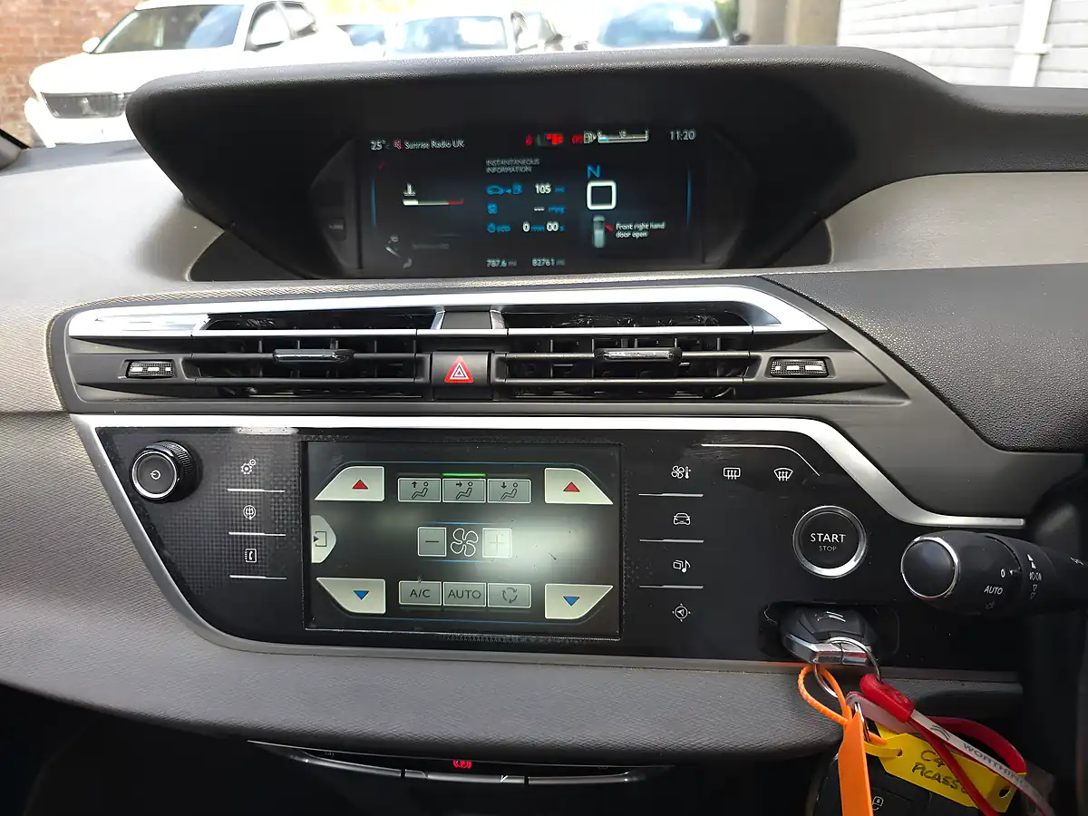 Used 2014 Citroen Grand C4 Picasso Airdream Exclusive Etg6 Blue - Interior and Exterior details 19