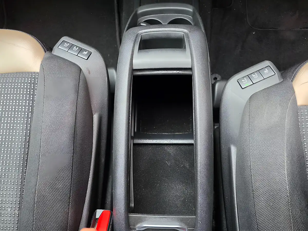 Used 2014 Citroen Grand C4 Picasso Airdream Exclusive Etg6 Grey - Interior and Exterior details 19