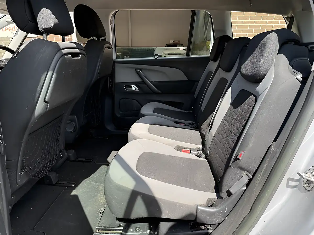 Used 2014 Citroen Grand C4 Picasso Airdream Exclusive Silver - Interior and Exterior details 12