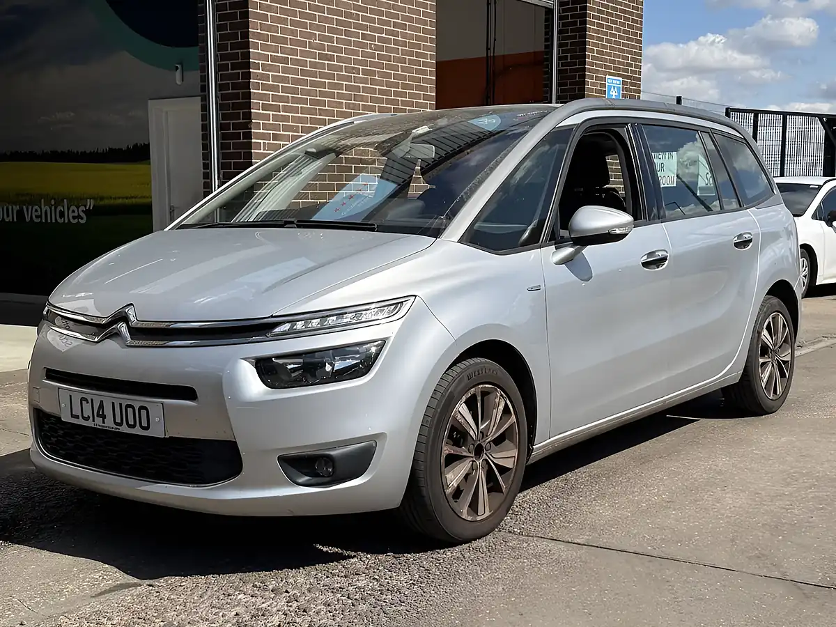 Used 2014 Citroen Grand C4 Picasso Airdream Exclusive Silver - Interior and Exterior details 4