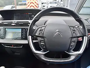 Used 2014 Citroen Grand C4 Picasso Airdream Exclusive White - Interior and Exterior details 11