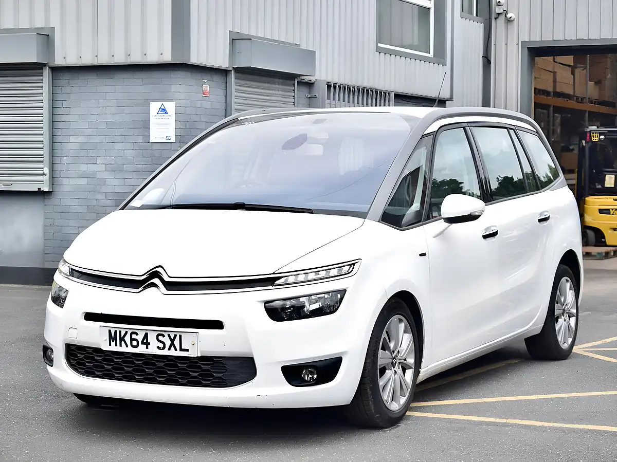 Used 2014 Citroen Grand C4 Picasso Airdream Exclusive White - Interior and Exterior details 3