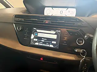 Used 2014 Citroen Grand C4 Picasso Airdream Vtr+ Silver - Interior and Exterior details 15