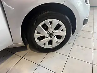 Used 2014 Citroen Grand C4 Picasso Airdream Vtr+ Silver - Interior and Exterior details 17