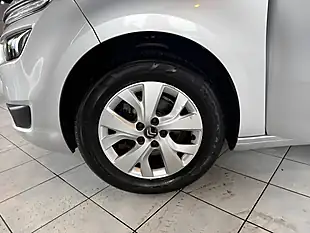 Used 2014 Citroen Grand C4 Picasso Airdream Vtr+ Silver - Interior and Exterior details 19