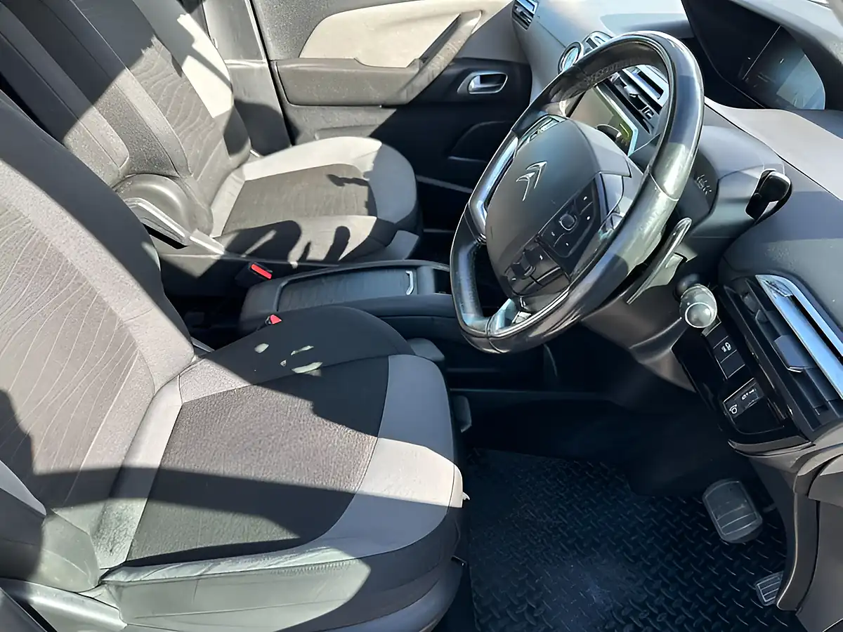 Used 2014 Citroen Grand C4 Picasso Exclusive Blue - Interior and Exterior details 6