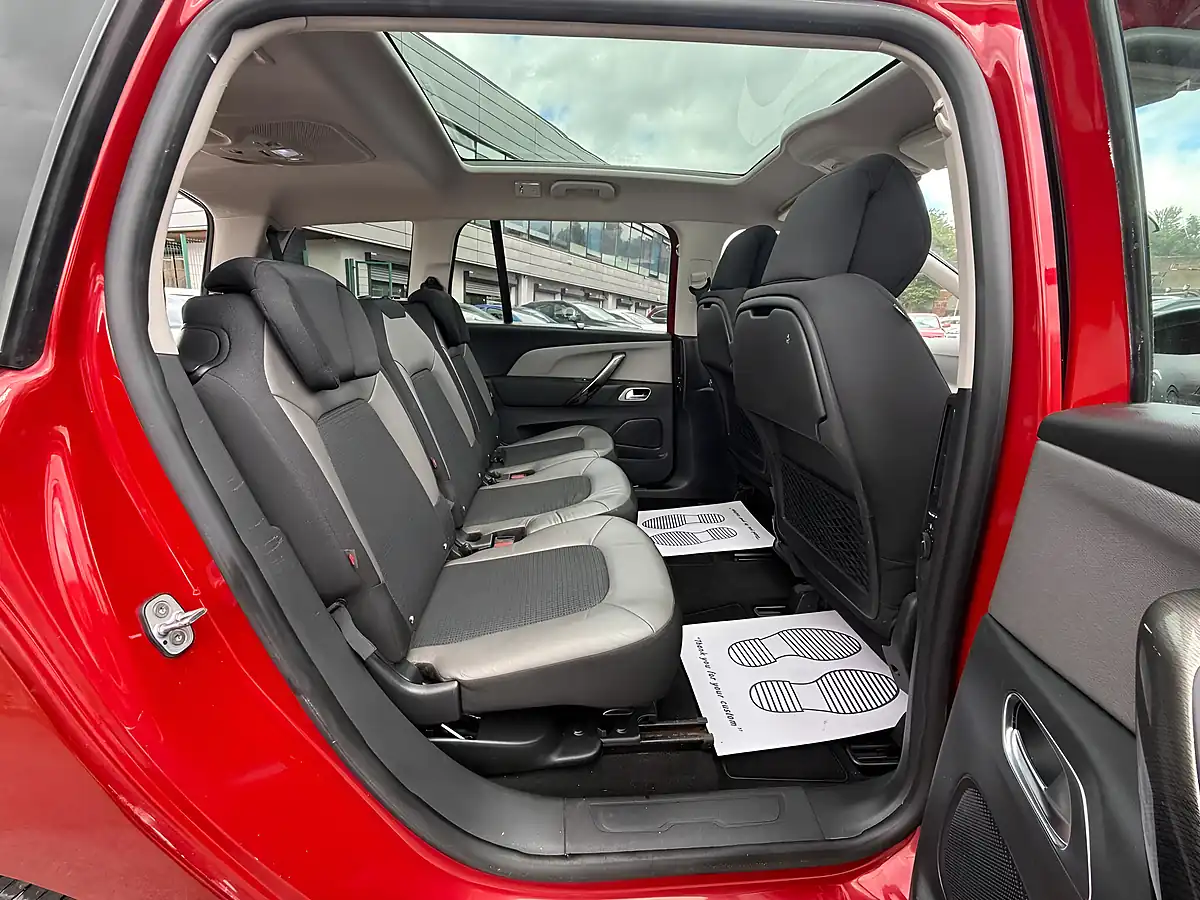 Used 2014 Citroen Grand C4 Picasso Exclusive+ Red - Interior and Exterior details 13