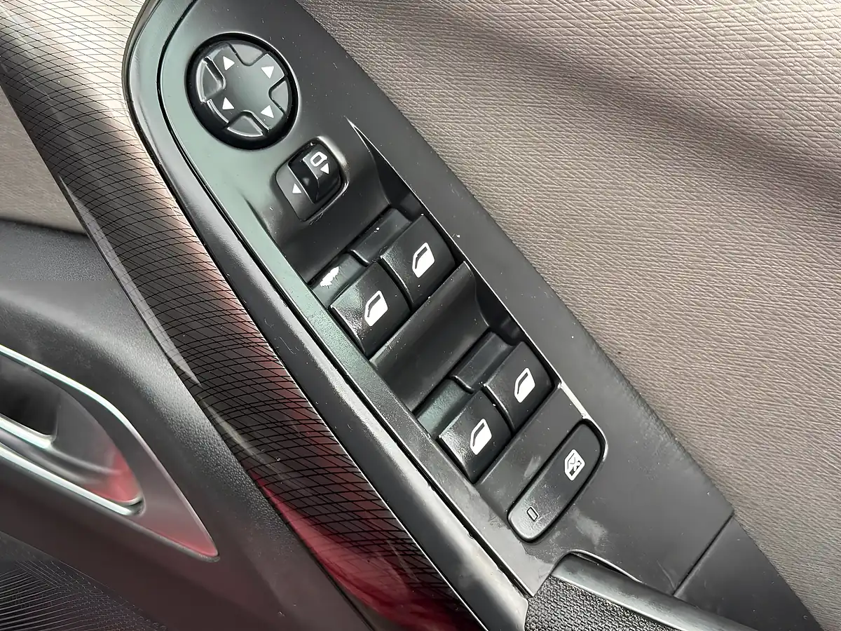 Used 2014 Citroen Grand C4 Picasso Exclusive+ Red - Interior and Exterior details 20