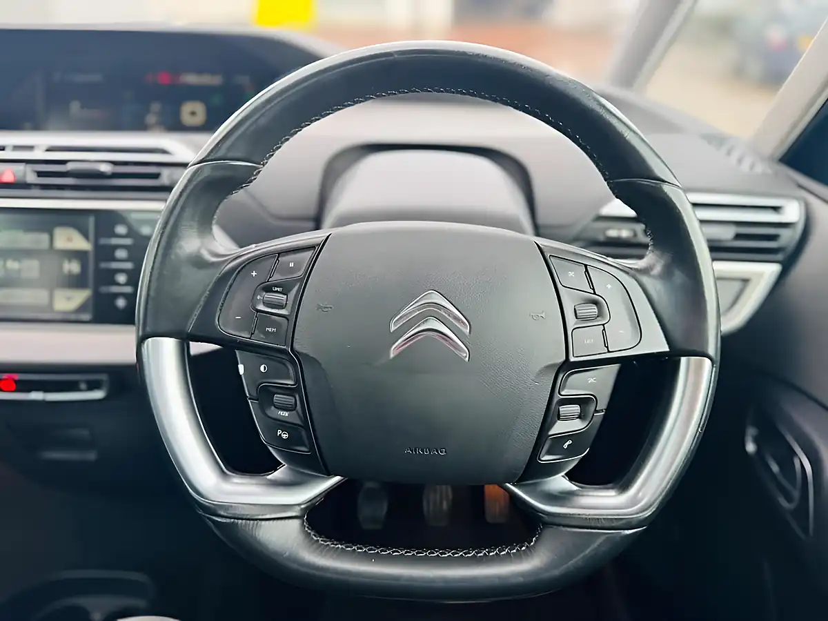 Used 2014 Citroen Grand C4 Picasso Exclusive+ Silver - Interior and Exterior details 15