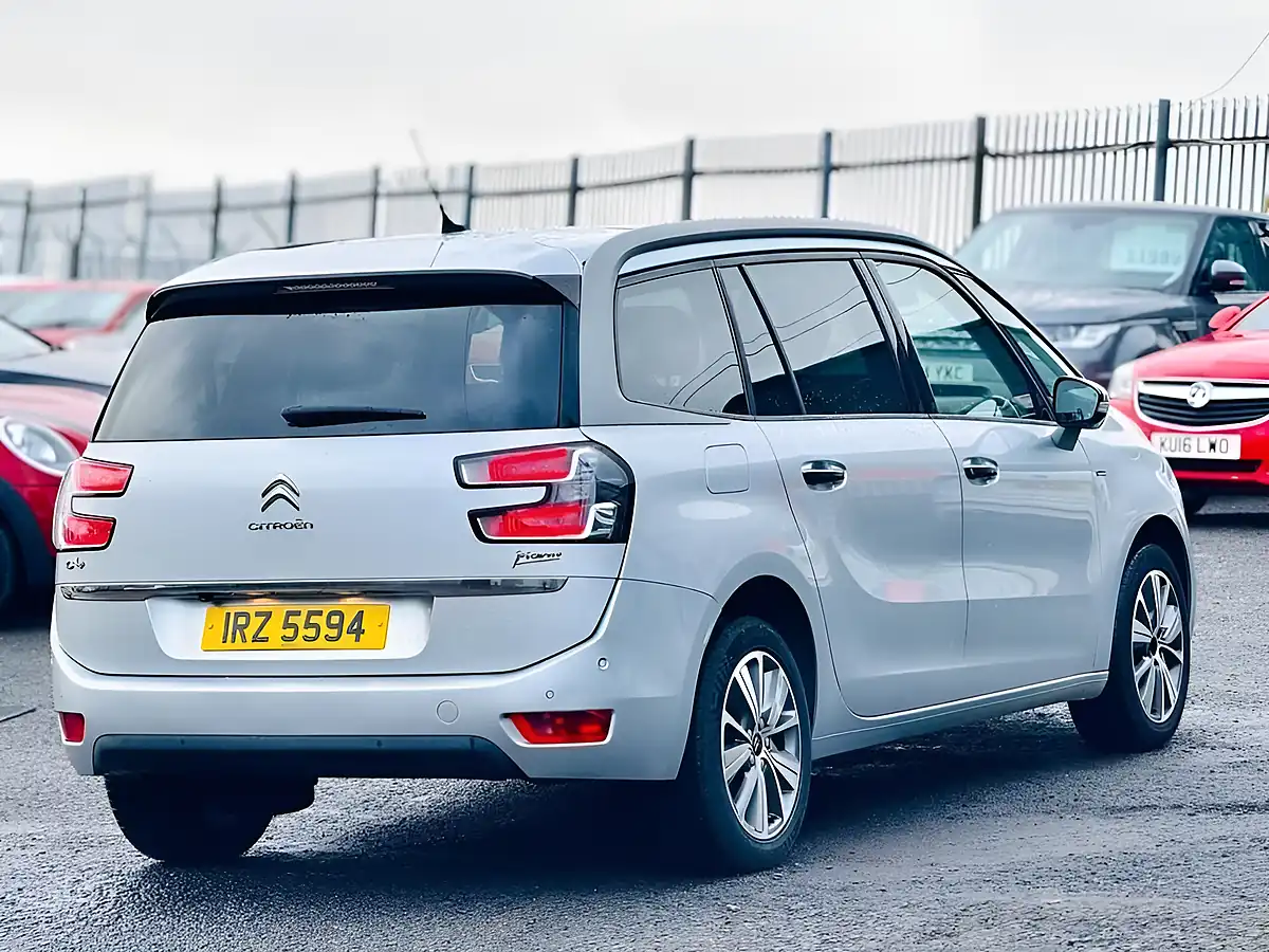 Used 2014 Citroen Grand C4 Picasso Exclusive+ Silver - Interior and Exterior details 5