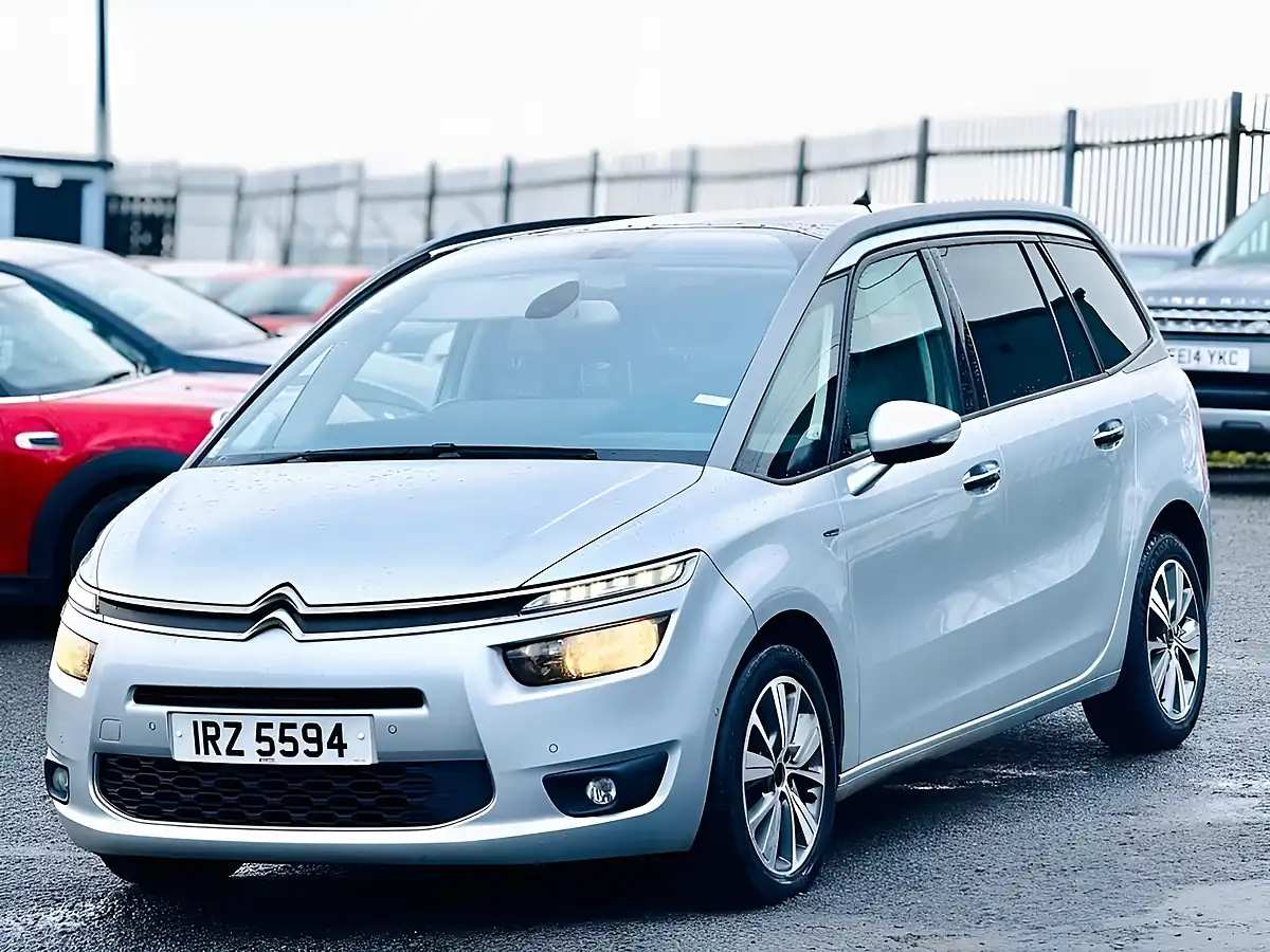 Used 2014 Citroen Grand C4 Picasso Exclusive+ Silver - Interior and Exterior details 6