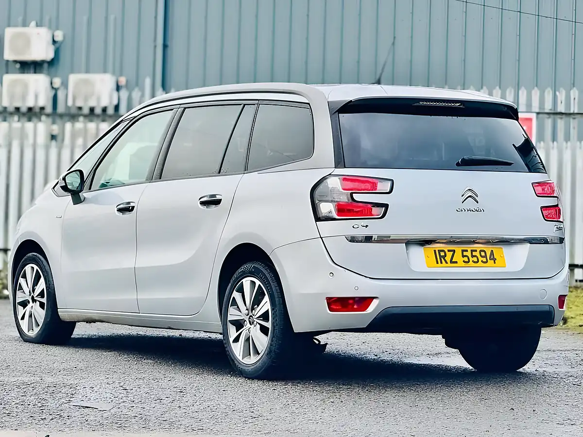 Used 2014 Citroen Grand C4 Picasso Exclusive+ Silver - Interior and Exterior details 8