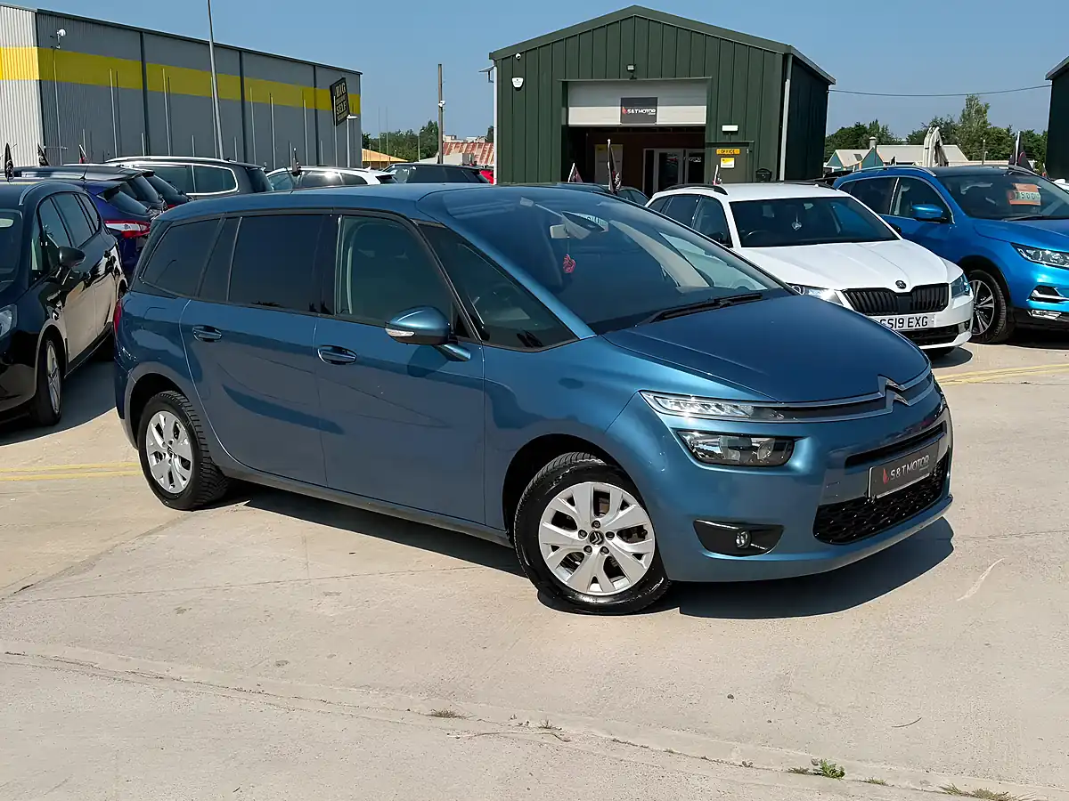 Used 2014 Citroen Grand C4 Picasso Vtr+ Blue - Interior and Exterior details 2