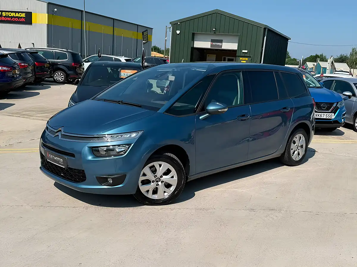 Used 2014 Citroen Grand C4 Picasso Vtr+ Blue - Interior and Exterior details 4