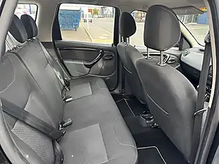 Used 2014 Dacia Duster Laureate Blue - Interior and Exterior details 13