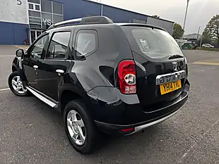 Used 2014 Dacia Duster Laureate Blue - Interior and Exterior details 5