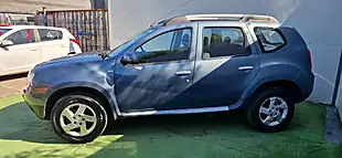 Used 2014 Dacia Duster Laureate Grey - Interior and Exterior details 4